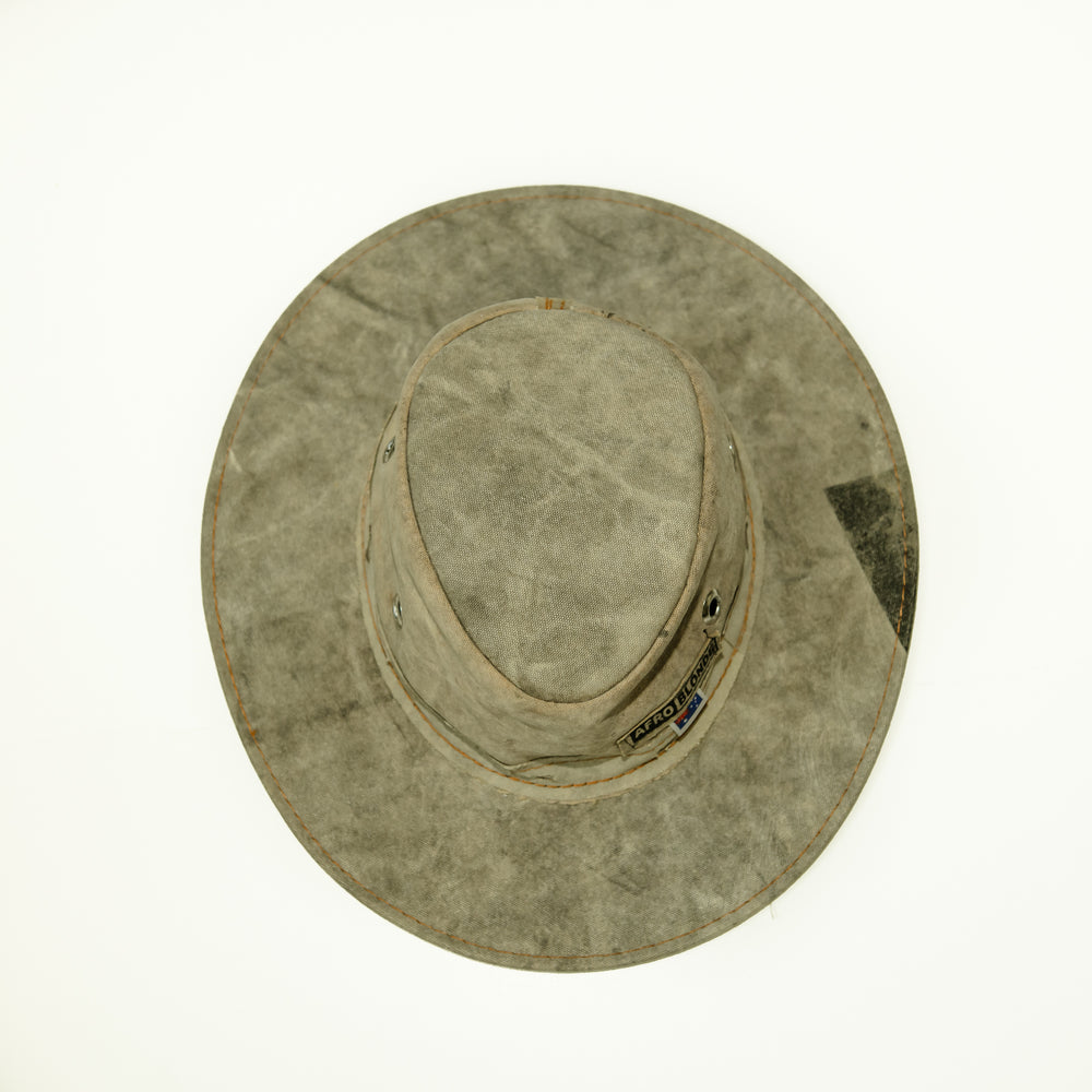 
                      
                        Wire Brim Hat
                      
                    